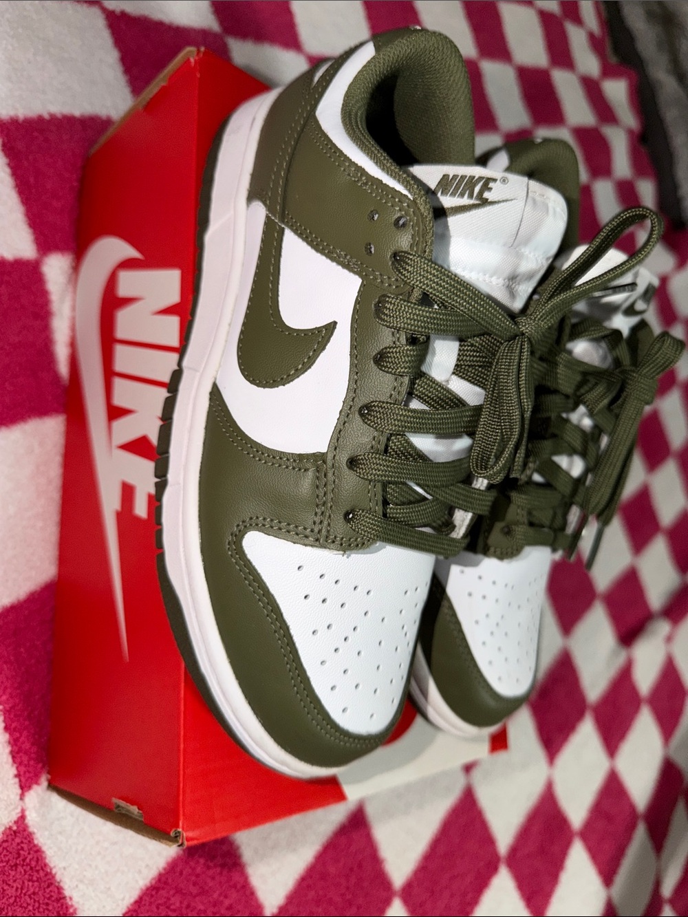 Women Nike Dunk Low Olive and White Sneakers Size 7 - Picture 4 of 6